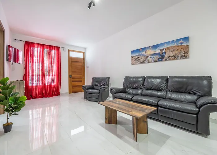 Apartment Seabreeze By Sf Homes - Meters Away From The & Pools